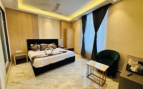 Hotel 51